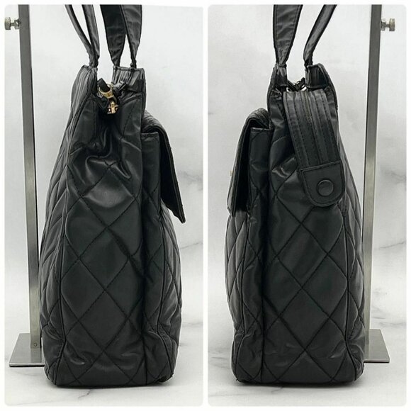 Authentic CHANEL CC Vintage Matelasse Turnlock Shoulder Bag Leather Black Chain - Picture 4 of 10